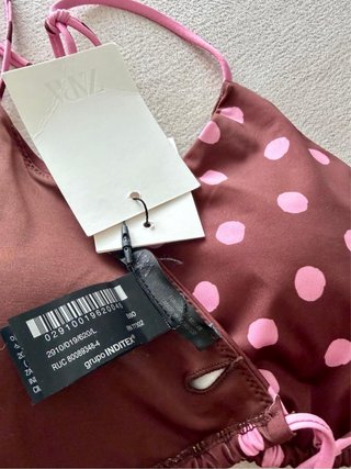 Top Bikini Zara lunares marrón y rosa Talla L