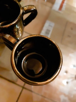 Tazas y platitos de café con oro 24k