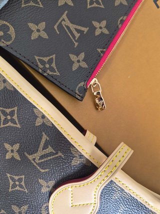 Bolso Louis Vuitton Tote con neceser