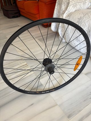 Llanta trasera 26”
