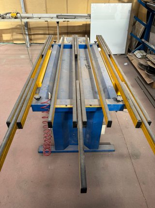 Banco de trabajo MG B-4000