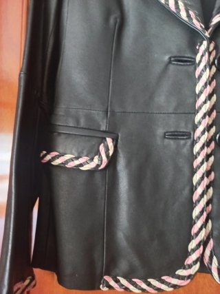 Blazer Blanco Talla 34 con ribete