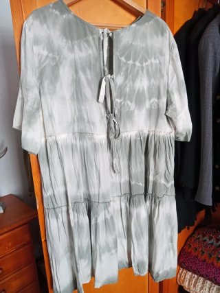 Vestido tie dye caqui