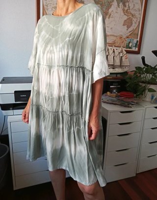 Vestido tie dye caqui