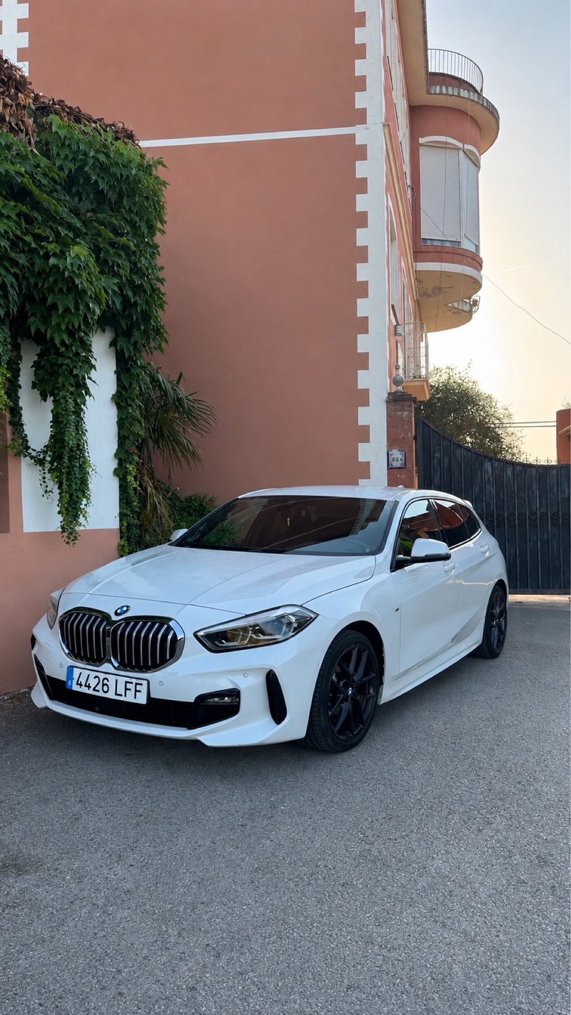 BMW Serie 1 118d 150CV Pack M 2020 - foto 1