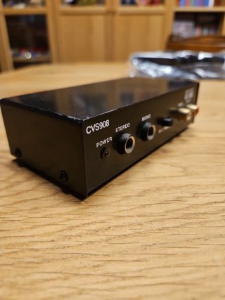 Preamplificatore Microfonico CVS906