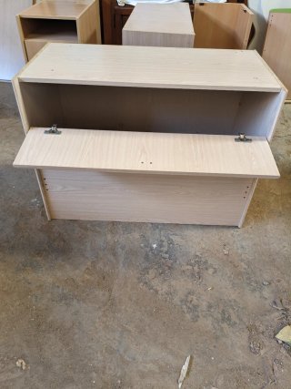 Escritorio de madera