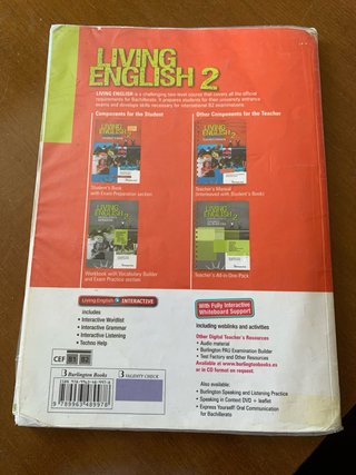 Living English 2 Bachillerato. Student's book