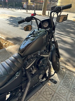 Harley-Davidson Sportster Iron 883 - 2016