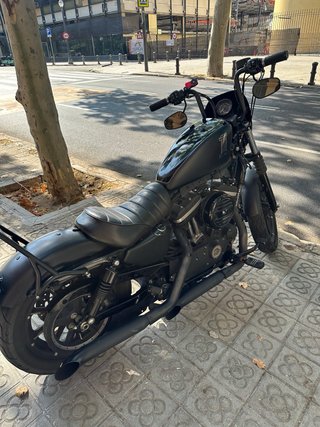 Harley-Davidson Sportster Iron 883 - 2016