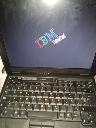 Ordenador portátil IBM 1161 ThinkPad i Series