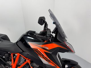 KTM 1290 Super Duke GT 2019