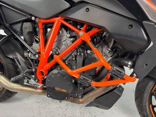 KTM 1290 Super Duke GT 2019