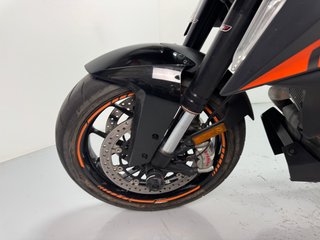 KTM 1290 Super Duke GT 2019
