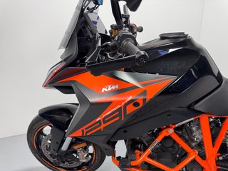 KTM 1290 Super Duke GT 2019