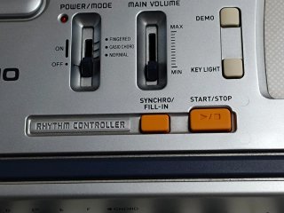 Teclado Casio LK-110 con sistema de luces