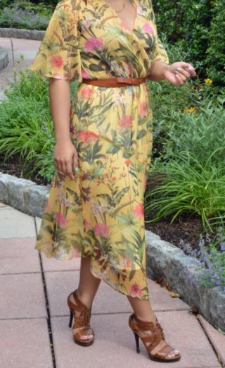 Vestido amarillo floral talla S