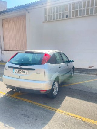 Ford Focus 2000