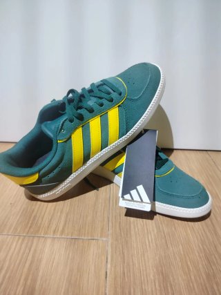 Zapatillas Adidas Verde y Amarillo