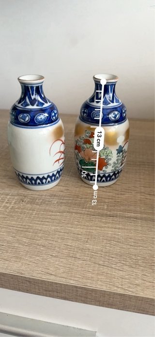 Pareja de botellas japonesas de sake Tokkuri