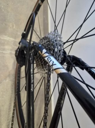Bicicleta Carretera Trek Lexa Negra