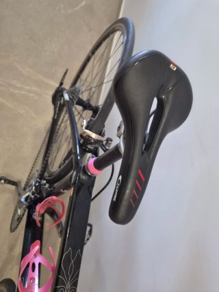 Bicicleta Carretera Trek Lexa Negra