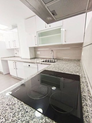 Piso en alquiler en La Unión - Cruz de Humilladero - Los Tilos en Málaga