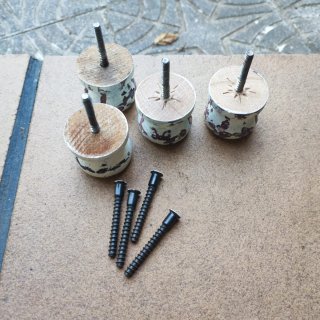Patas para estantería de madera