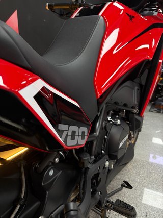 MORINI X-CAPE 700