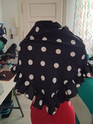 Mantoncillo Flamenco Lunares Negro y Blanco