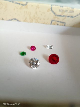 Lote piedras preciosas y circonita de regalo