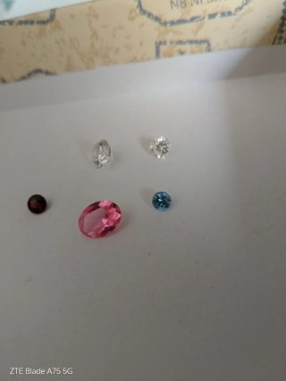 Lote piedras preciosas y circonita de regalo
