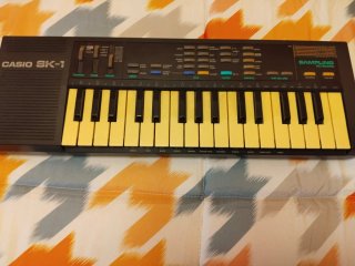Teclado Casio SK-1 Sampling Keyboard Vintage