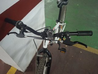 Bicicleta Rockrider ST100 Blanca
