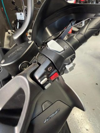 Zontes 125 E Maxi Scooter Gris/Blanco