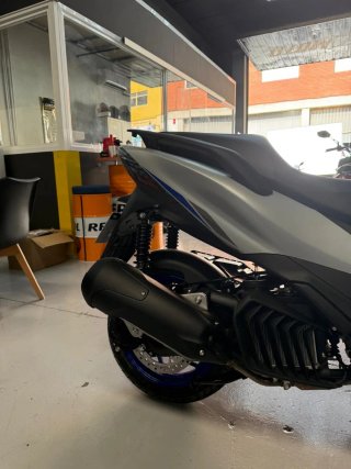 Zontes 125 E Maxi Scooter Gris/Blanco
