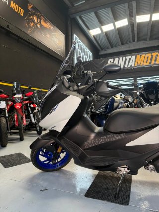 Zontes 125 E Maxi Scooter Gris/Blanco