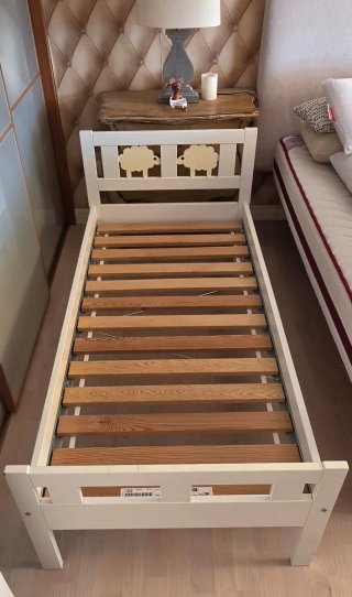 Cama infantil KRITTER IKEA.