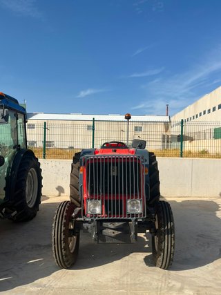Tractor Kubota M6030F-ROPS