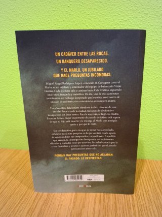 Novela negra El primer caso del Marlo