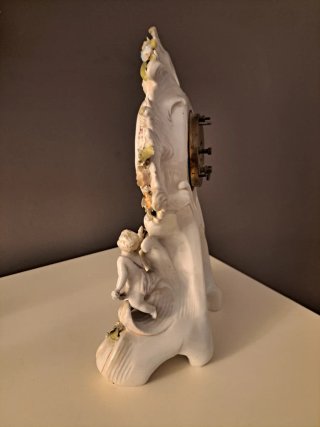 Reloj sobremesa porcelana alemana estilo "Rococó"