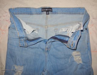 Pantalón vaquero Empyre desgastado talla 42