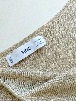 Top tirantes Mango dorado brillante