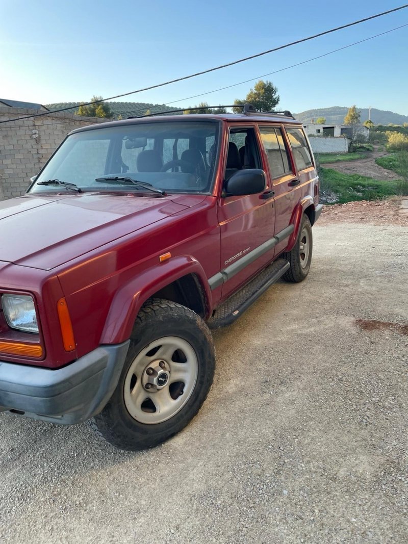 Jeep Cherokee XJ 2.5 TD Sport · 1999 · 123.254 km - foto 1