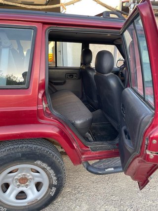 Jeep Cherokee XJ 2.5 TD Sport · 1999 · 123.254 km
