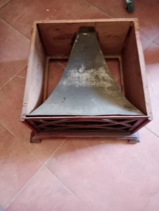 Caja de gramófono de madera
