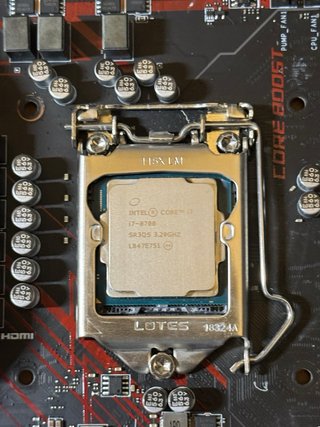 Placa Base MSI Z390 Gaming Plus + CPU i7-8700
