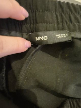 Pantalón negro Mango Talla L