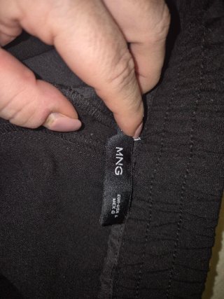 Pantalón negro Mango Talla L