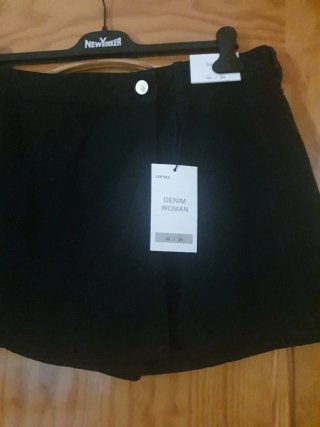 Falda pantalón negra  Lefties Talla 44